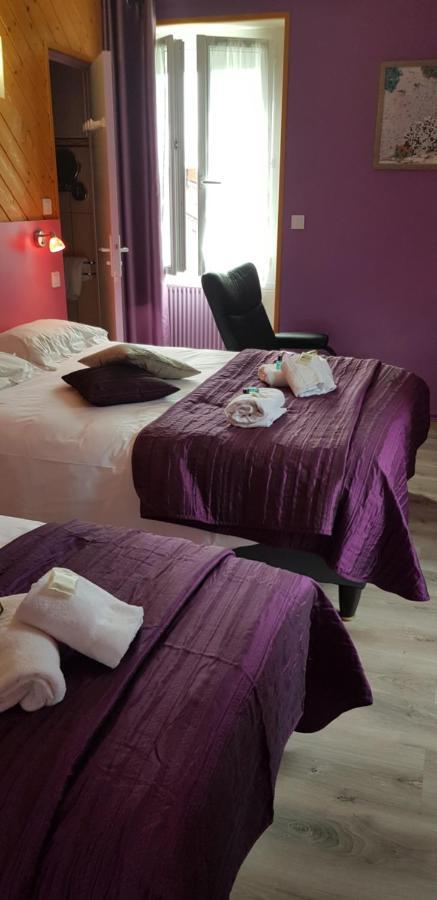 Hotel Logis Restaurant Les Carillons