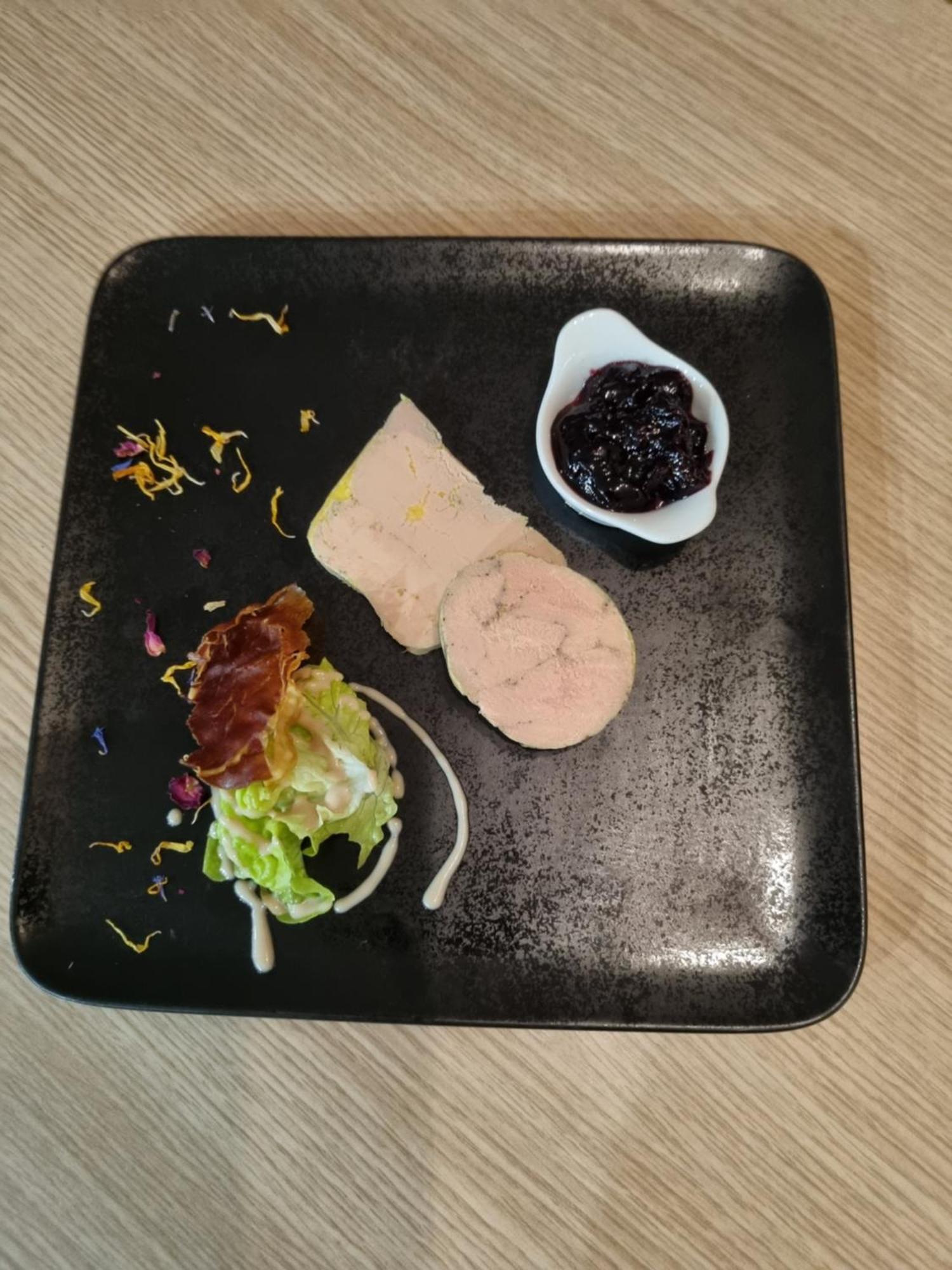Logis Restaurant Les Carillons Hotel