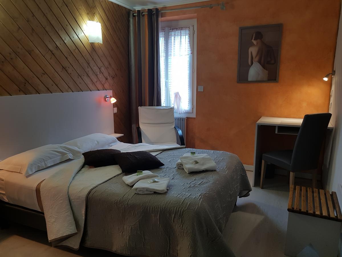 Logis Restaurant Les Carillons