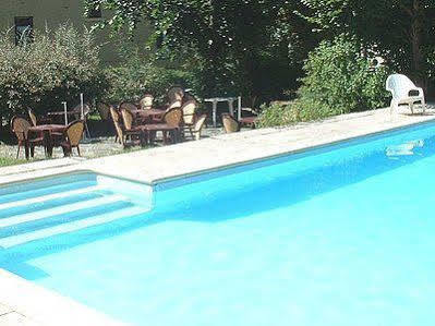 Logis Restaurant Les Carillons Hotel 2*